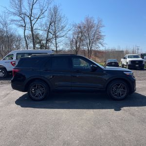 FORD EXPLORER ST-LINE - 10