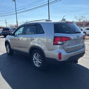 KIA SORENTO LX - 5