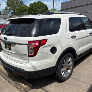FORD EXPLORER XLT - 6