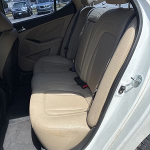 صورة مصغرة 31 لـ 2011 KIA OPTIMA EX