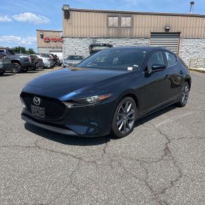 صورة 1 لـ 2019 Mazda MAZDA3 HATCHBACK PREFERRED