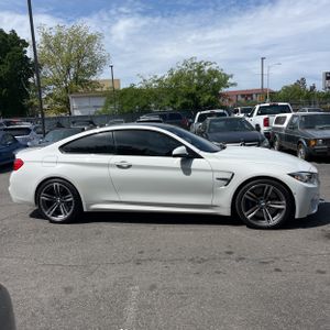 BMW M4 BASE - 10