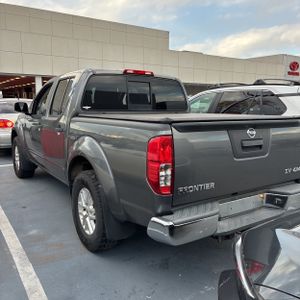 NISSAN FRONTIER SV - 6