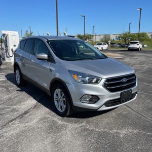 FORD ESCAPE SE - 10