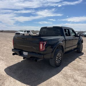 FORD F-150 RAPTOR - 8