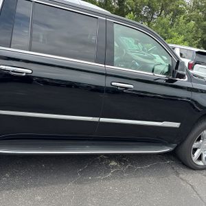 صورة 9 لـ 2018 Cadillac ESCALADE ESV LUXURY