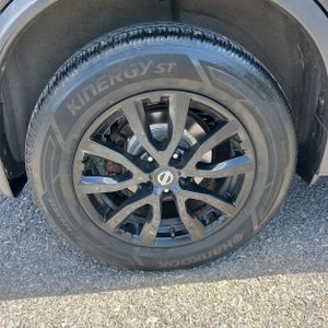 2017 Nissan ROGUE SV — миниатюра 19