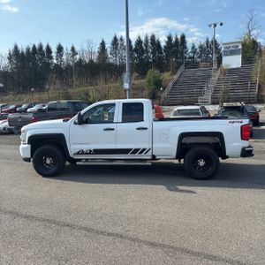 CHEVROLET SILVERADO 1500 - 3