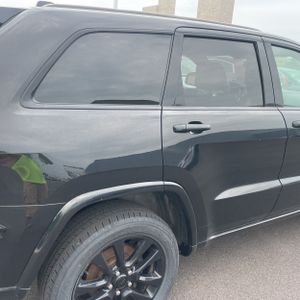 صورة 9 لـ 2017 JEEP GRAND CHEROKEE ALTITUDE