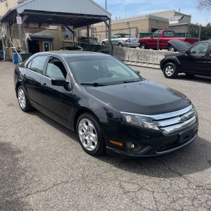 FORD FUSION SE - 10