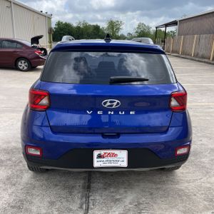 HYUNDAI VENUE LIMITED - 7