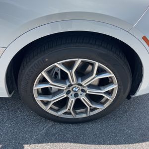 صورة مصغرة 20 لـ 2024 BMW X7 XDRIVE40I
