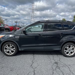 FORD ESCAPE SE - 3