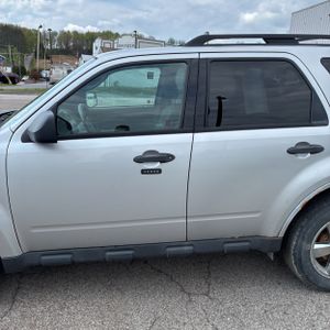 FORD ESCAPE XLT - 4
