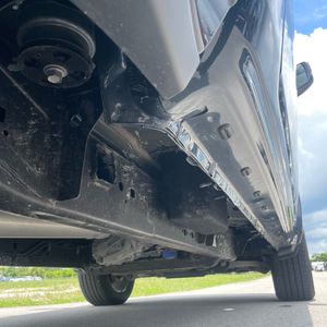 2026 RAM 1500 LARAMIE CREW CAB 4X4 5'7" BOX — миниатюра 25