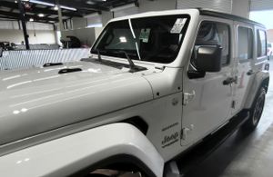 2019 JEEP WRANGLER UNLIMITED SAHARA — фото 2