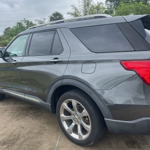 FORD EXPLORER PLATINUM - 6