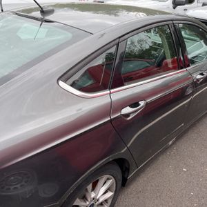 FORD FUSION SE - 7