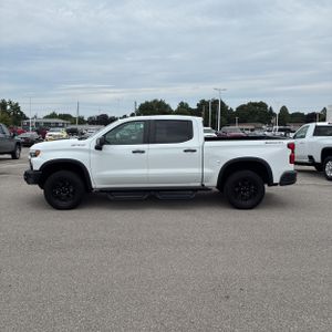 صورة 3 لـ 2024 Chevrolet SILVERADO 1500 ZR2