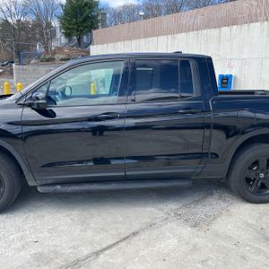 HONDA RIDGELINE BLACK EDITION - 4