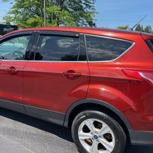 صورة 6 لـ 2015 FORD ESCAPE SE