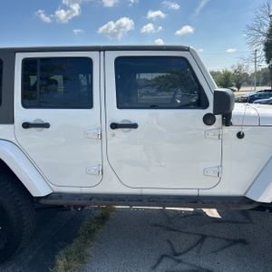 صورة 9 لـ 2010 JEEP WRANGLER UNLIMITED SAHARA