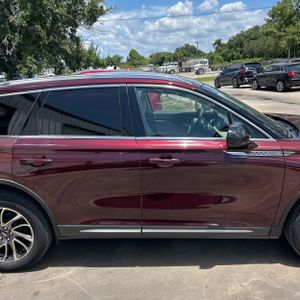 2020 Lincoln CORSAIR STANDARD thumbnail 11