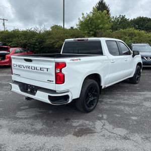 صورة 8 لـ 2024 Chevrolet SILVERADO 1500 RST