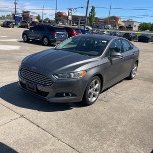 FORD FUSION SE - 1