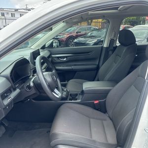 صورة مصغرة 31 لـ 2025 Honda CR-V EX