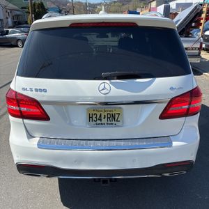 MERCEDES-BENZ GLS - 7