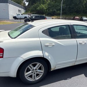 2010 Dodge AVENGER R/T 照片 9