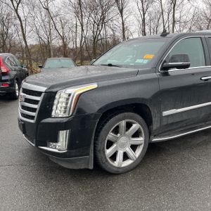 CADILLAC ESCALADE LUXURY - 2