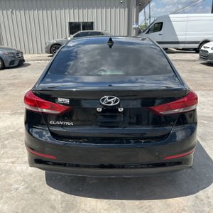 HYUNDAI ELANTRA SEL - 7