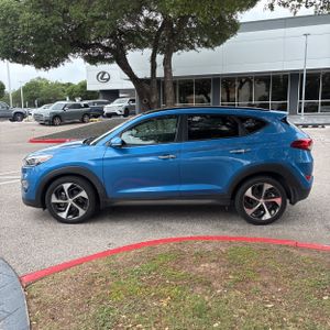 HYUNDAI TUCSON LIMITED - 3