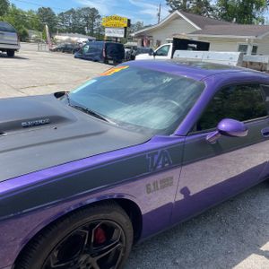 DODGE CHALLENGER SRT8 - 2