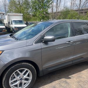 FORD EDGE SEL - 2