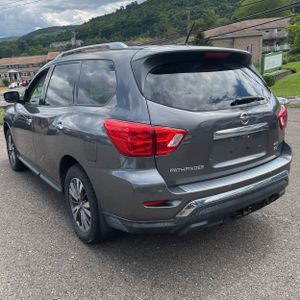صورة 5 لـ 2017 Nissan PATHFINDER SV