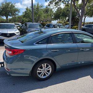 HYUNDAI SONATA SE - 9