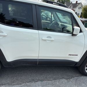 2021 JEEP RENEGADE LATITUDE 照片 9