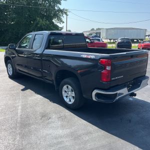 2022 Chevrolet SILVERADO 1500 LT photo 5