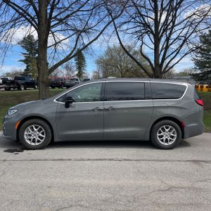 CHRYSLER PACIFICA SELECT - 3