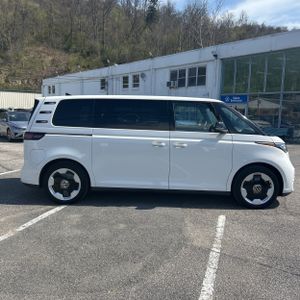 VOLKSWAGEN ID. BUZZ PRO S - 10