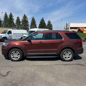 FORD EXPLORER XLT - 3