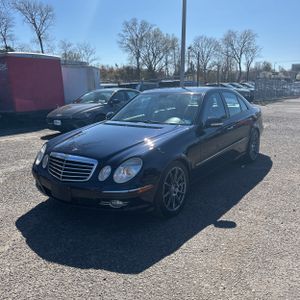 MERCEDES-BENZ E-CLASS - 1