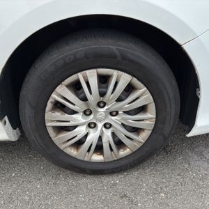2014 Toyota CAMRY LE 缩略图 20