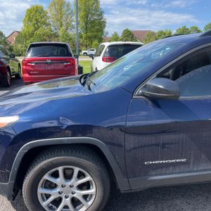 JEEP CHEROKEE SPORT - 2