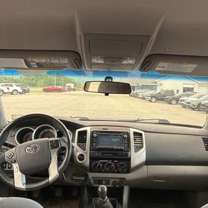 2015 Toyota TACOMA V6 — миниатюра 36