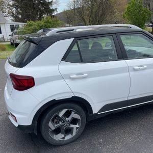 HYUNDAI VENUE LIMITED - 9