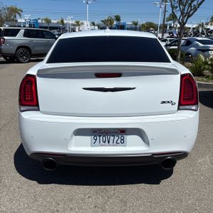 CHRYSLER 300 C - 7
